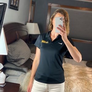 Nike Iowa Hawkeye Women’s Basketball Short Sleeve Polo, Small